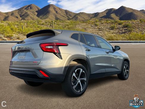 Certified 2024 Chevrolet Trax RS w/ Driver Confidence Package image 4