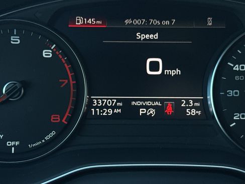 Used 2023 Audi Q5 2.0T Premium w/ Convenience Package image 26