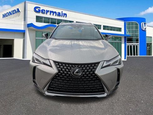 Used 2021 Lexus UX 200 w/ Premium Package FWD image 9