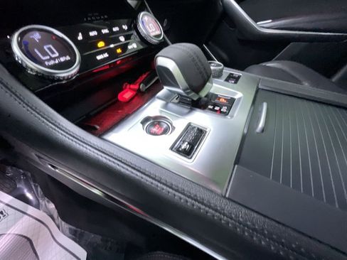 Used 2023 Jaguar F-PACE S image 25