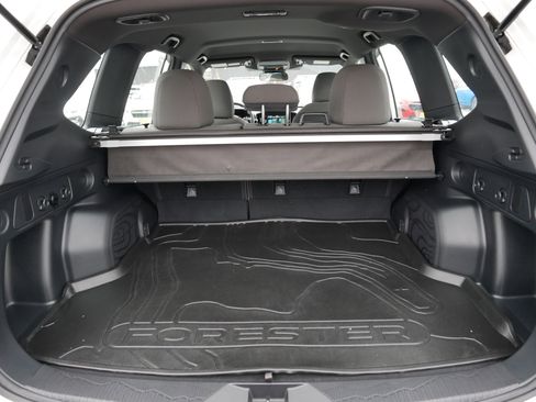 Certified 2025 Subaru Forester image 18