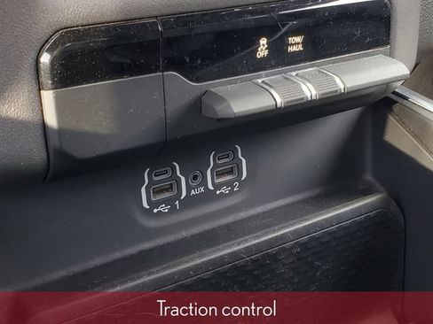 Used 2021 RAM 1500 Big Horn AWD/4WD image 27