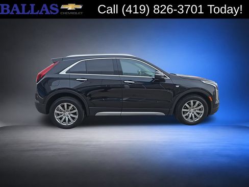 Certified 2023 Cadillac XT4 Premium Luxury AWD/4WD image 9