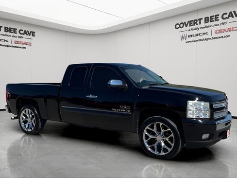 Used 2011 Chevrolet Silverado 1500 LT w/ Texas Edition image 12