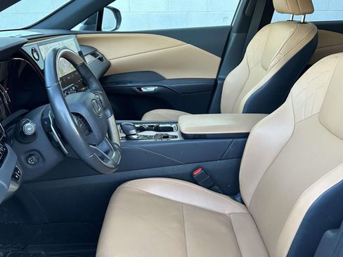 Used 2023 Lexus RX 350 Premium w/ Accessory Package image 8