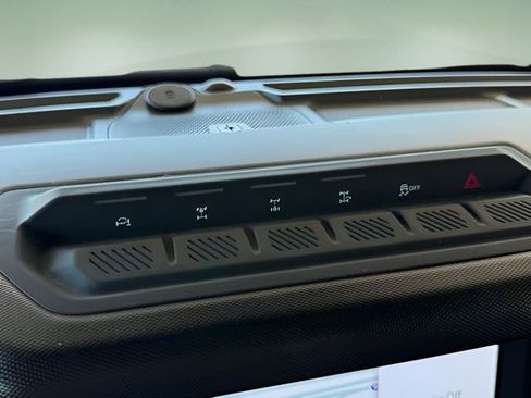 Used 2021 Ford Bronco First Edition image 20