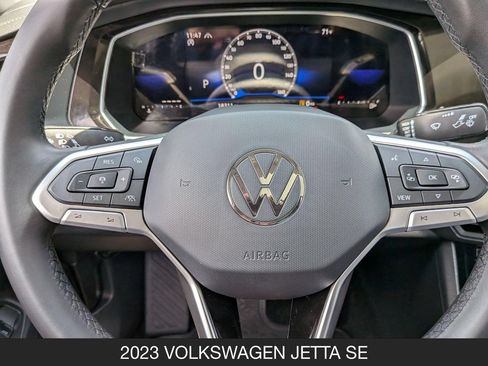Used 2023 Volkswagen Jetta SE FWD image 12