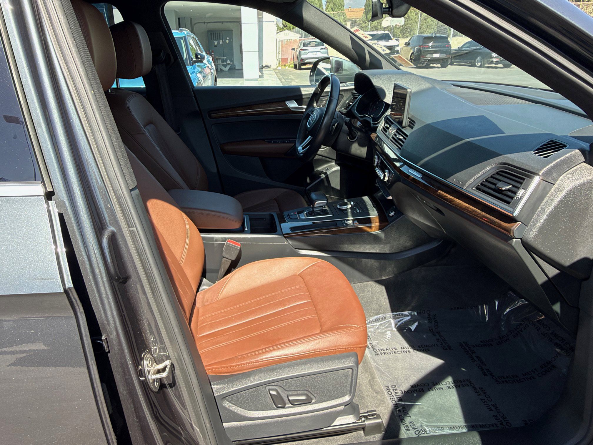 Used 2019 Audi Q5 2.0T Premium w/ Convenience Package AWD/4WD image 10