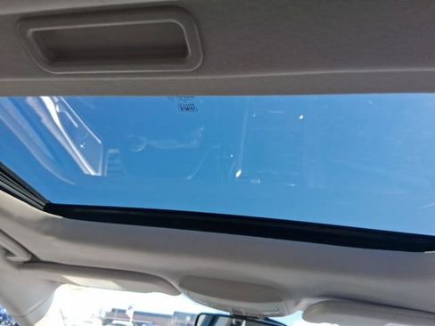 Used 2020 Ford Fusion SE image 10