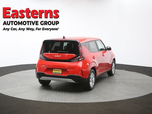 Used 2023 Kia Soul LX w/ Option Group 015 FWD image 39