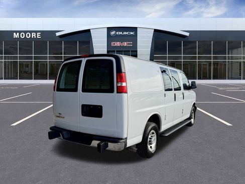 Used 2024 Chevrolet Express 2500 w/ Driver Convenience Package image 3