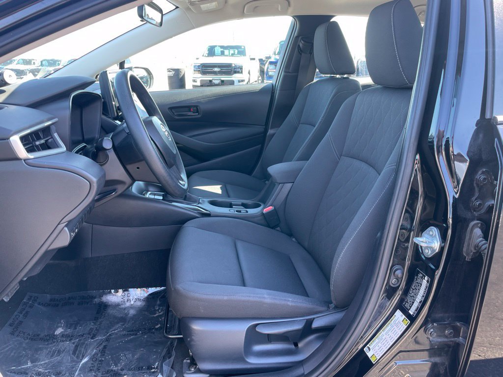 Used 2024 Toyota Corolla LE FWD image 7