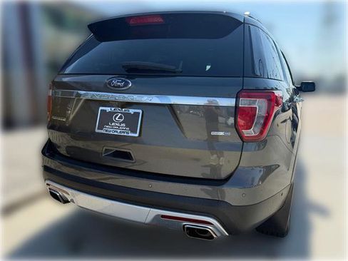 Used 2017 Ford Explorer Platinum AWD/4WD image 9