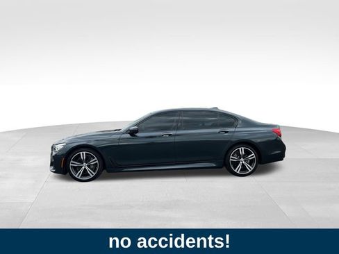 Used 2019 BMW 740i w/ Executive Package image 2