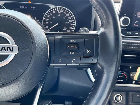 Used 2021 Nissan Rogue S AWD/4WD image 20