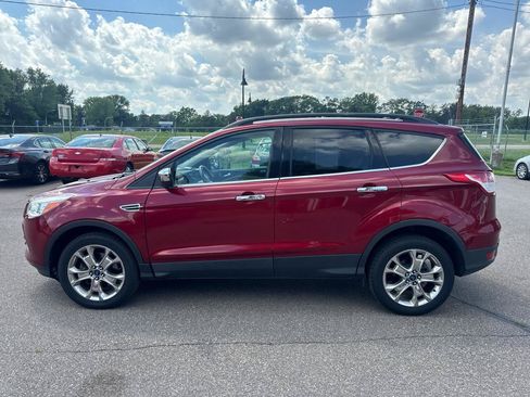 Used 2014 Ford Escape SE w/ Equipment Group 201A AWD/4WD image 8