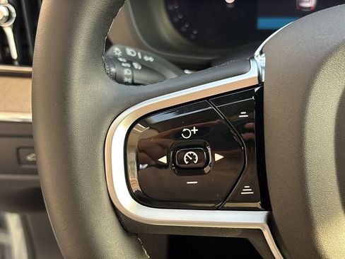 New 2026 Volvo XC60 B5 Core w/ Protection Package Premier image 17