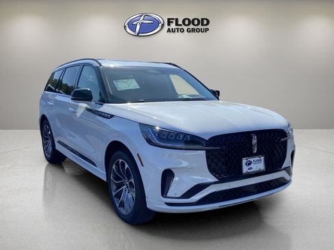 New 2025 Lincoln Aviator AWD w/ Jet Appearance Package image 1