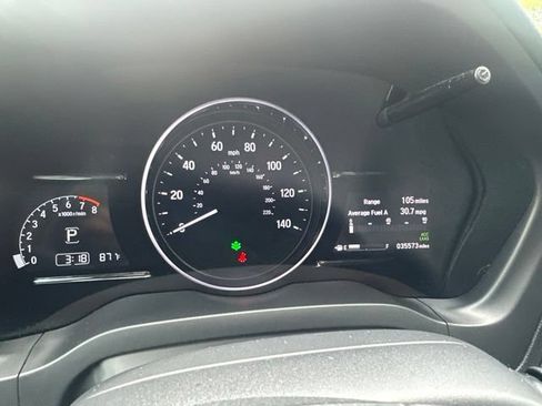 Used 2022 Honda HR-V EX image 8