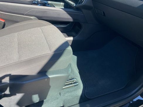 Used 2025 GMC Acadia Elevation image 22