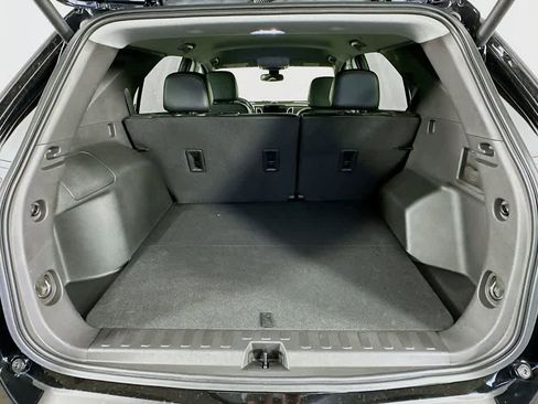 Used 2024 Chevrolet Equinox Premier AWD/4WD image 21