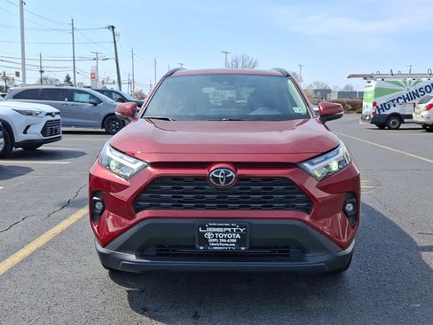 Used 2023 Toyota RAV4 XLE Premium image 2