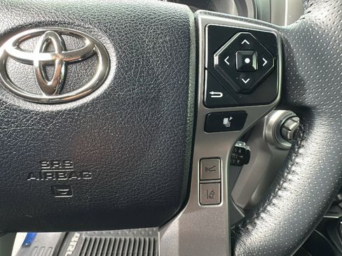 Used 2020 Toyota 4Runner Limited image 20