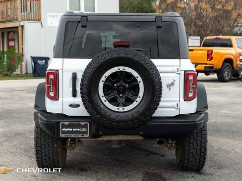 Used 2023 Ford Bronco Badlands w/ Sasquatch Package image 7