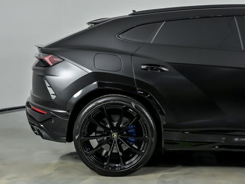 Used 2021 Lamborghini Urus AWD/4WD image 13