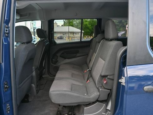 Used 2018 Ford Transit Connect XL FWD image 17