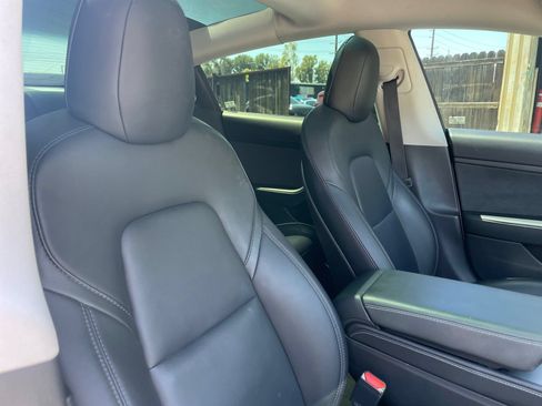 Used 2021 Tesla Model 3 Standard Range Plus RWD image 13