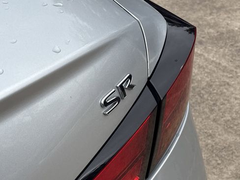 Used 2022 Nissan Altima 2.5 SR image 21