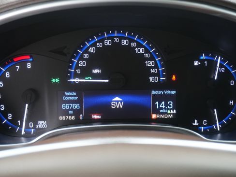 Used 2015 Cadillac SRX Luxury w/ Driver Awareness Package FWD image 9