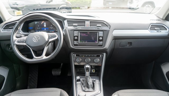Used 2024 Volkswagen Tiguan S AWD/4WD image 15