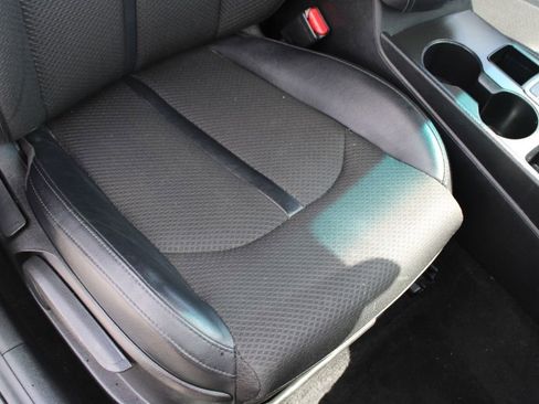 Used 2018 Kia Optima S w/ 18" Alloy Wheels Package image 12