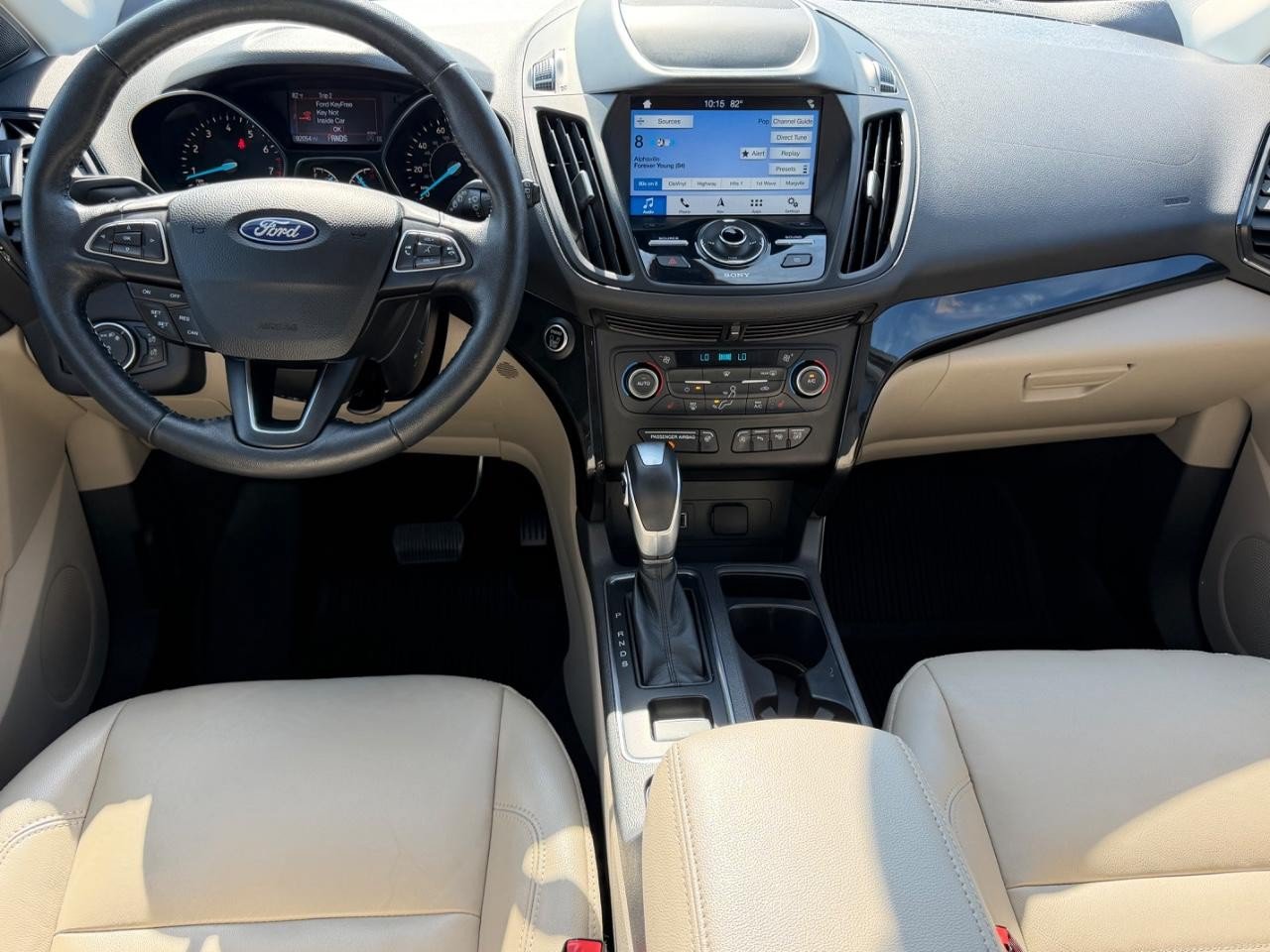 Used 2019 Ford Escape Titanium FWD image 12