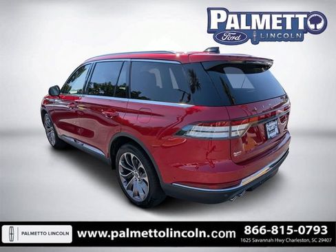 Certified 2025 Lincoln Aviator Reserve w/ Illumination Package AWD/4WD image 5
