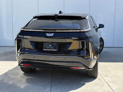 Certified 2024 Cadillac Lyriq Luxury RWD image 6
