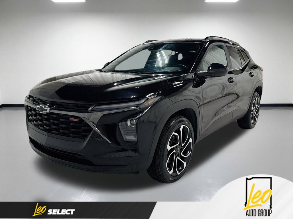 Used 2024 Chevrolet Trax RS FWD image 1