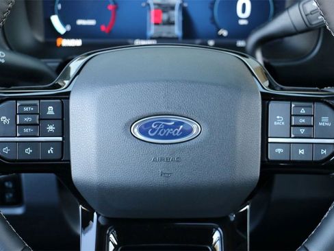 New 2026 Ford F250 Lariat w/ Black Appearance Package image 28