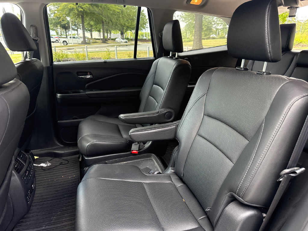 Used 2017 Honda Pilot Elite image 32