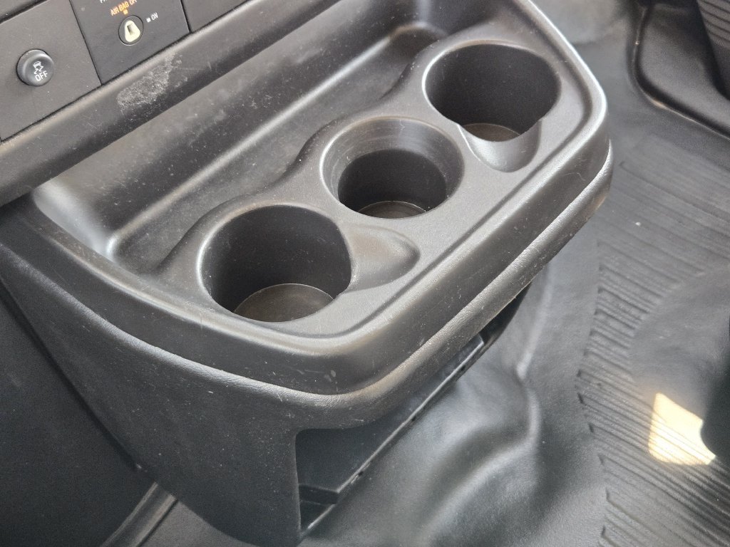 Used 2019 Chevrolet Express 2500 RWD image 20
