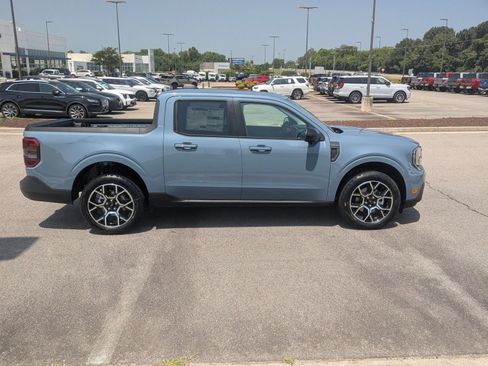 New 2026 Ford Maverick Lariat w/ 4K Tow Package AWD/4WD image 2