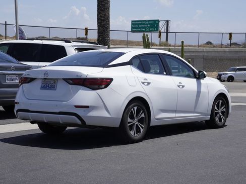 Used 2023 Nissan Sentra SV FWD image 3