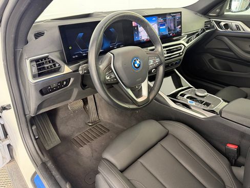 Used 2023 BMW i4 eDrive35 w/ Premium Package RWD image 4