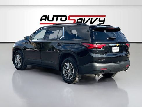 Used 2023 Chevrolet Traverse LT FWD image 5
