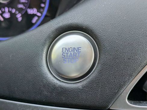 Used 2025 Genesis GV80 2.5T Standard AWD/4WD image 31