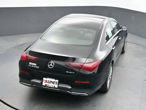 Used 2025 Mercedes-Benz CLA 250 4MATIC image 33