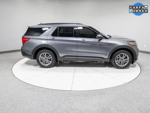Used 2021 Ford Explorer XLT w/ Equipment Group 202A image 31