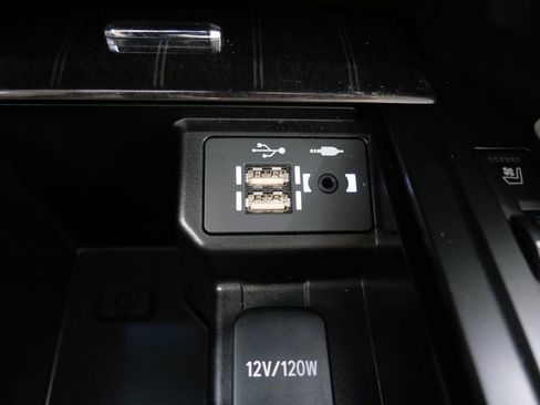 Used 2023 Lexus GX 460 Premium AWD/4WD image 27